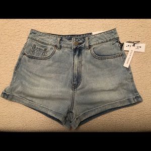 Kendall & Kylie high-waisted shorts